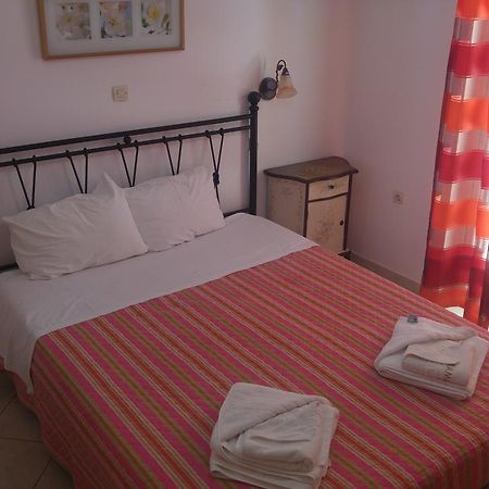 Kamares Apartments Εε Poros Town Zewnętrze zdjęcie