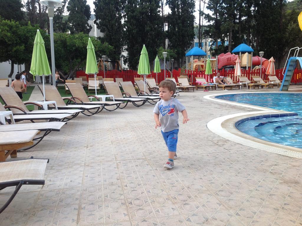 Kamares Apartments Εε Poros Town Zewnętrze zdjęcie