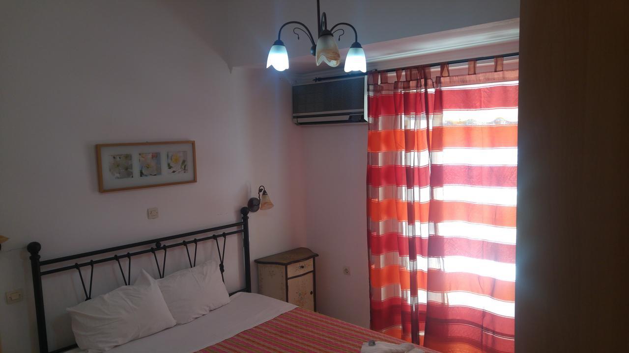 Kamares Apartments Εε Poros Town Zewnętrze zdjęcie